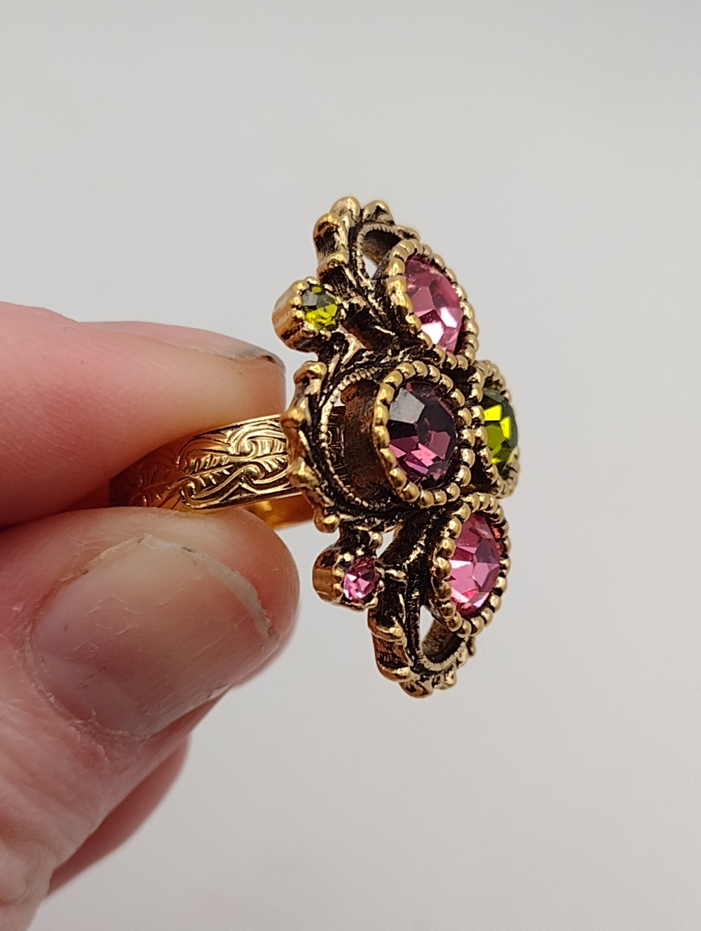 Vintage 70s Austrian Crystal Cocktail Ring - Picture 7 of 7